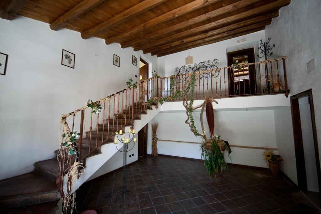 Agriturismo Sant'Agata Piana Degli Albanesi Exterior photo